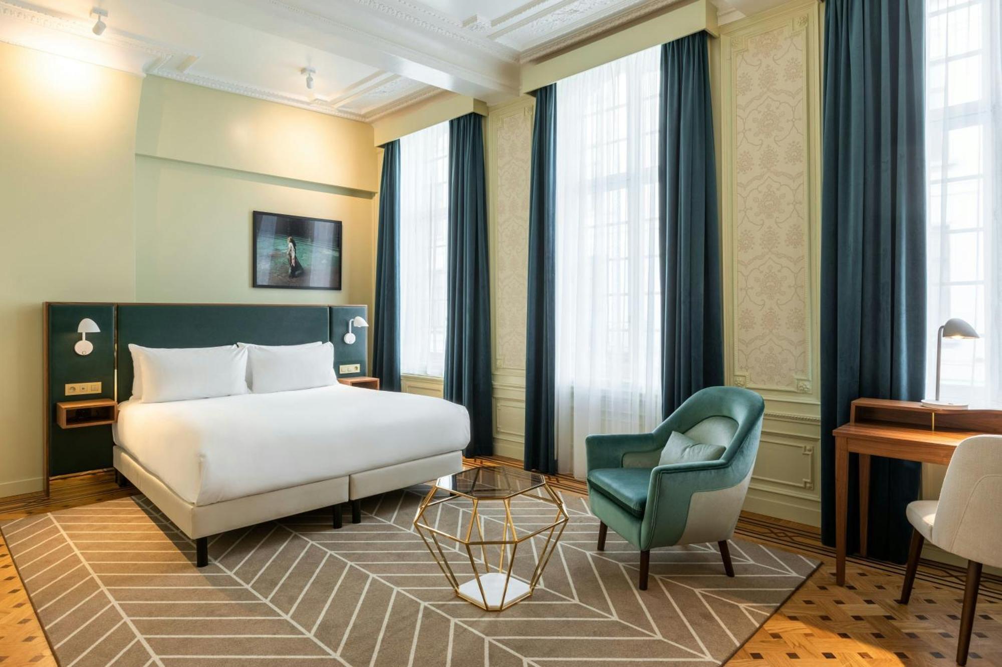 Hotel Sapphire House Antwerp, Autograph Collection Exterior foto A room at the hotel