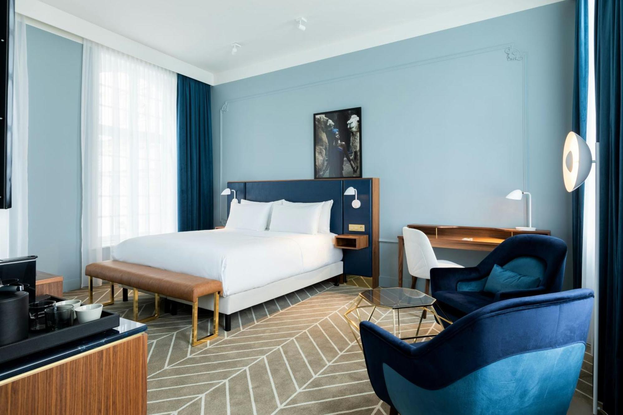 Hotel Sapphire House Antwerp, Autograph Collection Exterior foto A room at the hotel