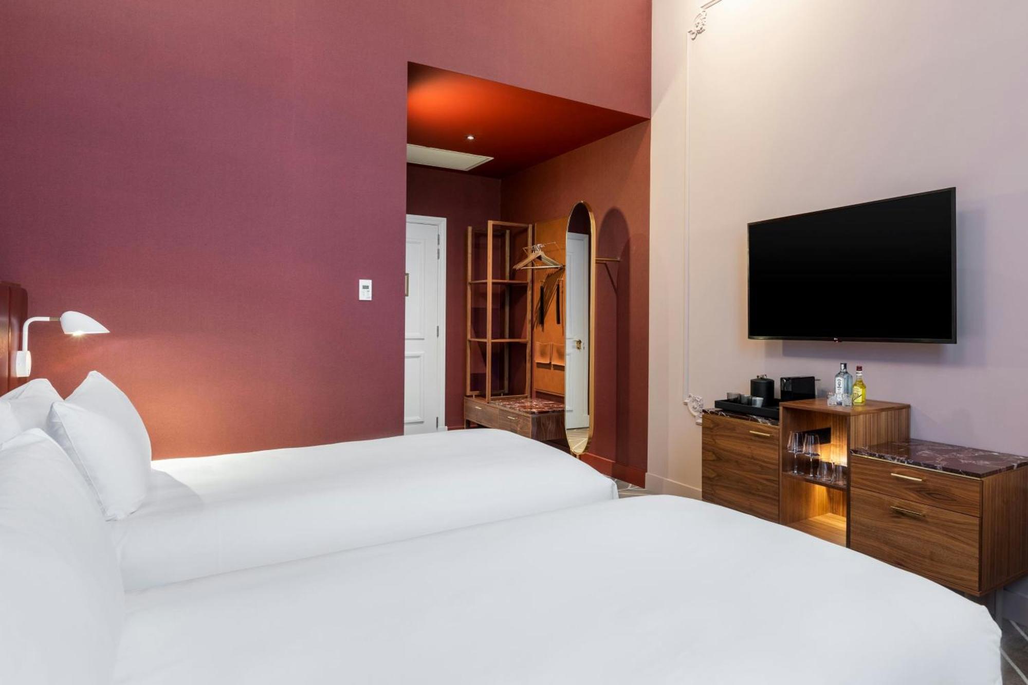 Hotel Sapphire House Antwerp, Autograph Collection Exterior foto A room at the hotel