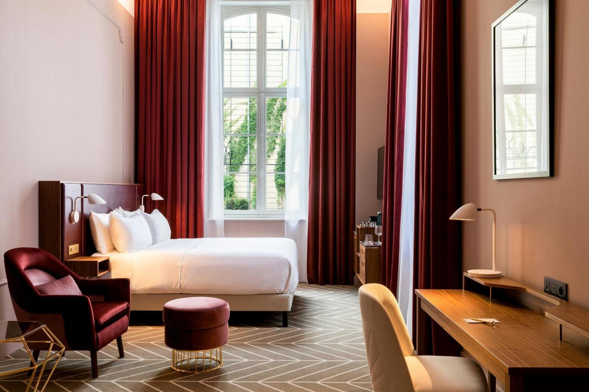 Hotel Sapphire House Antwerp, Autograph Collection Exterior foto A room at the hotel
